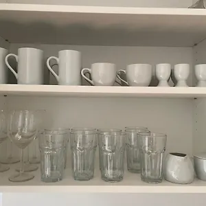  Apartment Vic